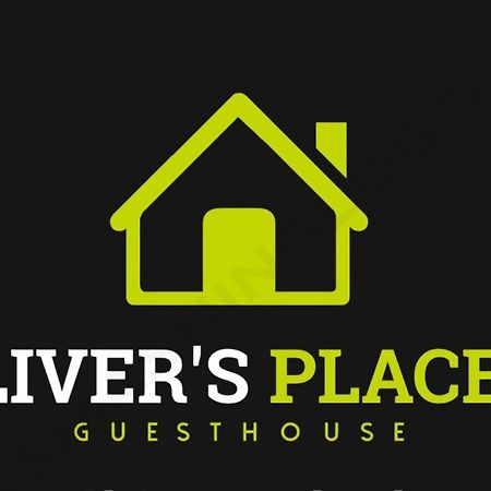 Oliver'S Place Guesthouse Casal Pereiro Екстериор снимка